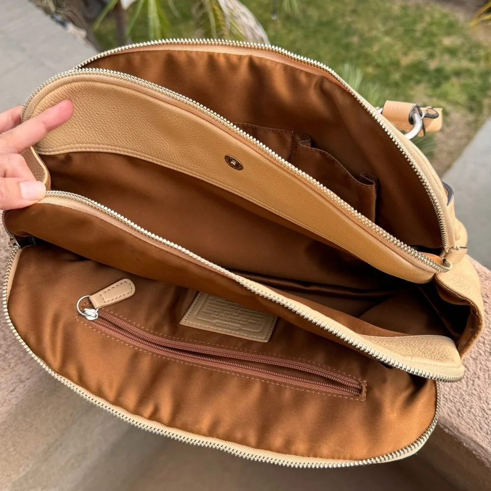 Coach Penelope Genuine Leather Purse - Picture 3 of 16